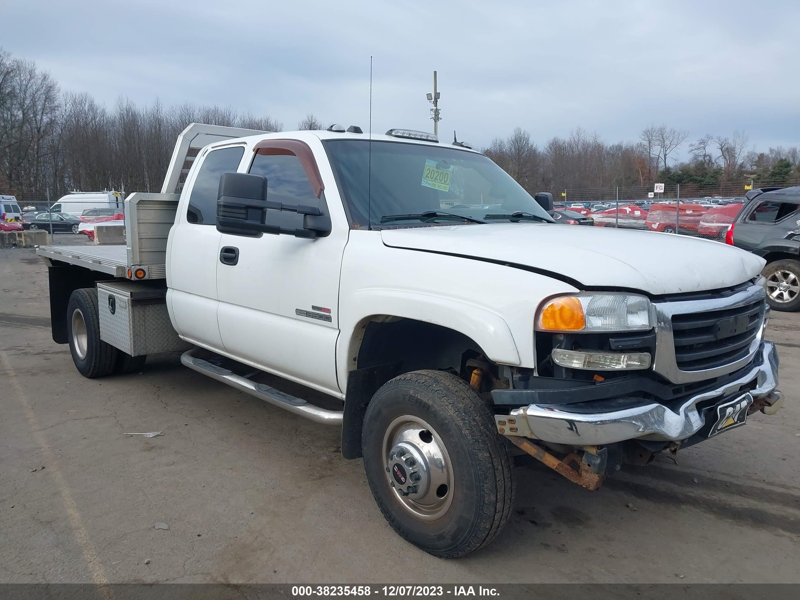 GMC NULL 2004 1gtjk39254e358319