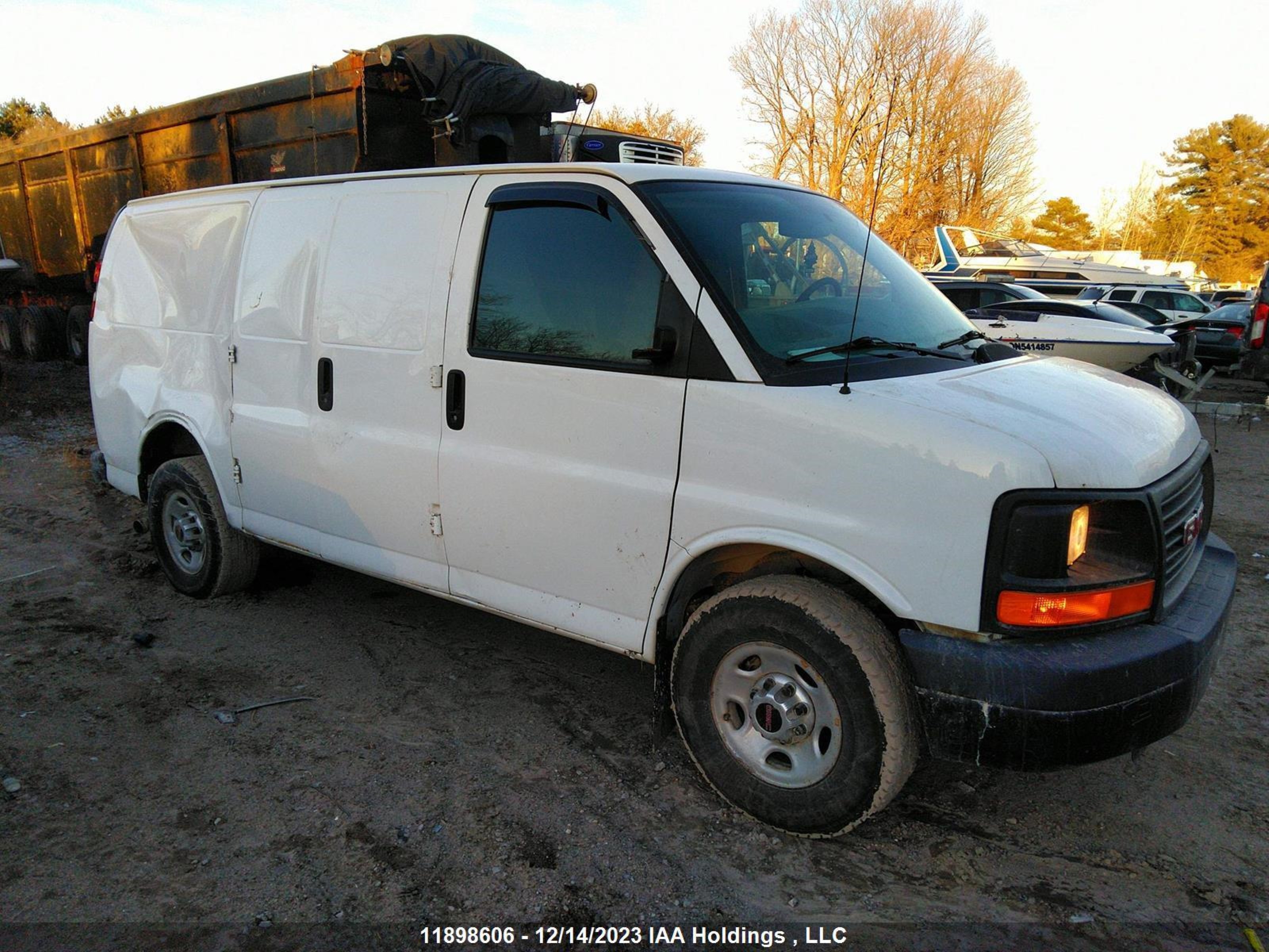 GMC SAVANA 2015 1gtw7fcf8f1125002