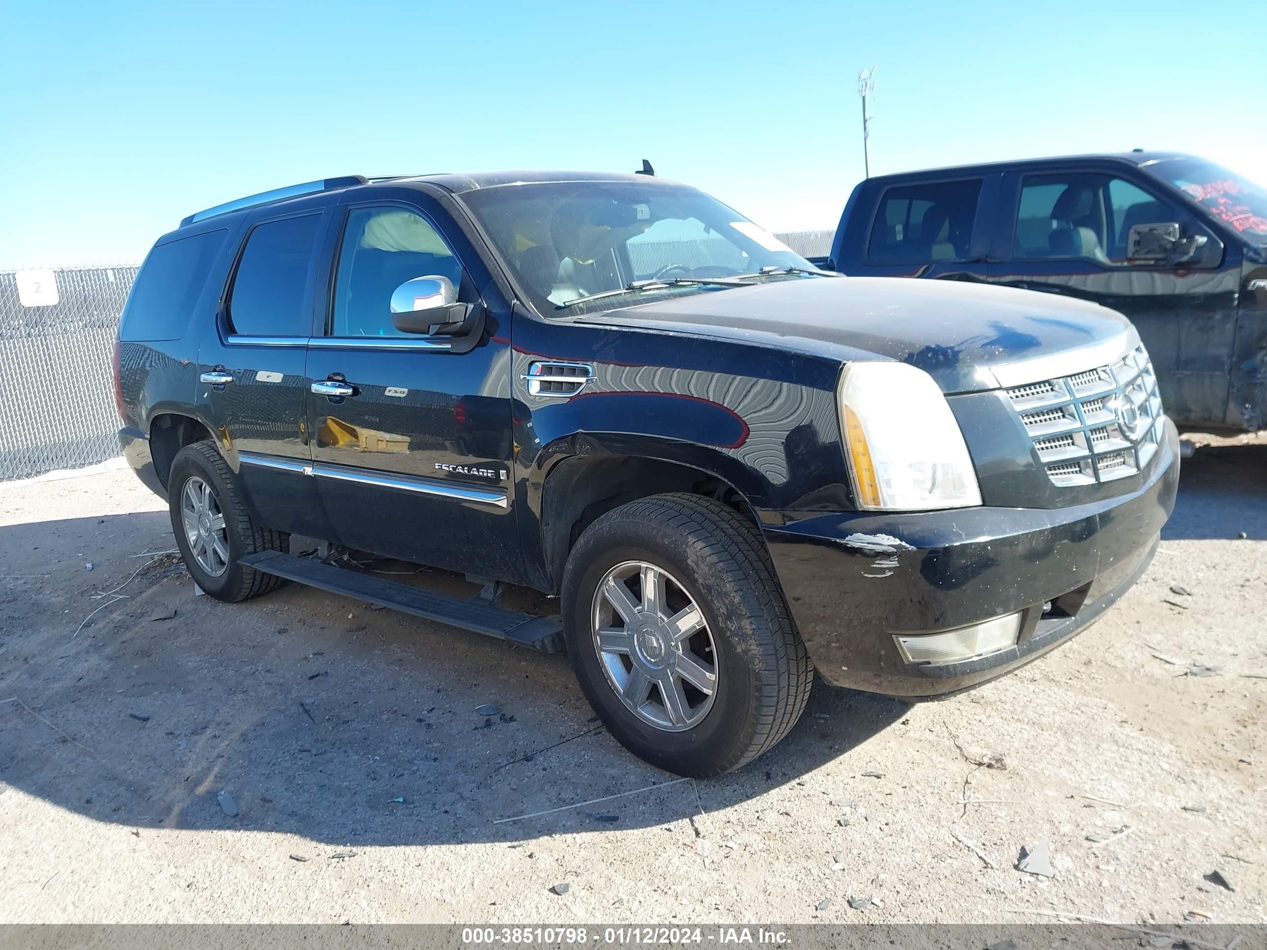 CADILLAC ESCALADE 2007 1gyec63857r312008