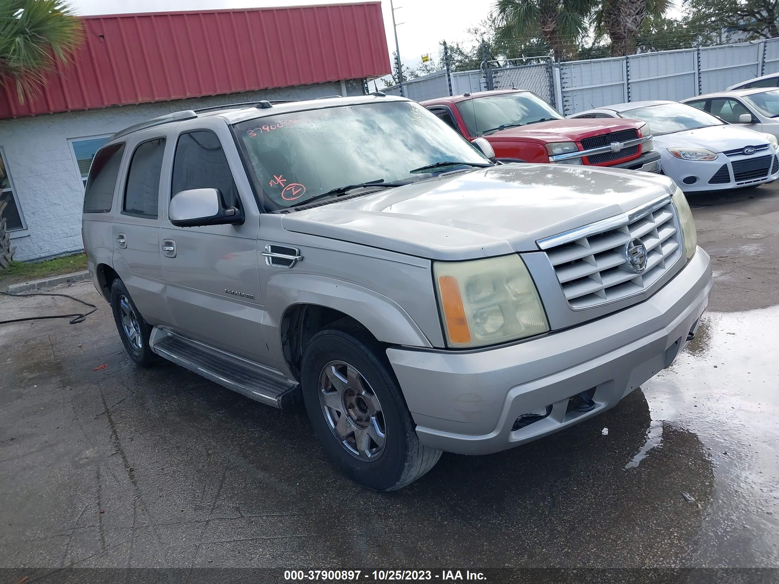 CADILLAC ESCALADE 2005 1gyec63t85r126853