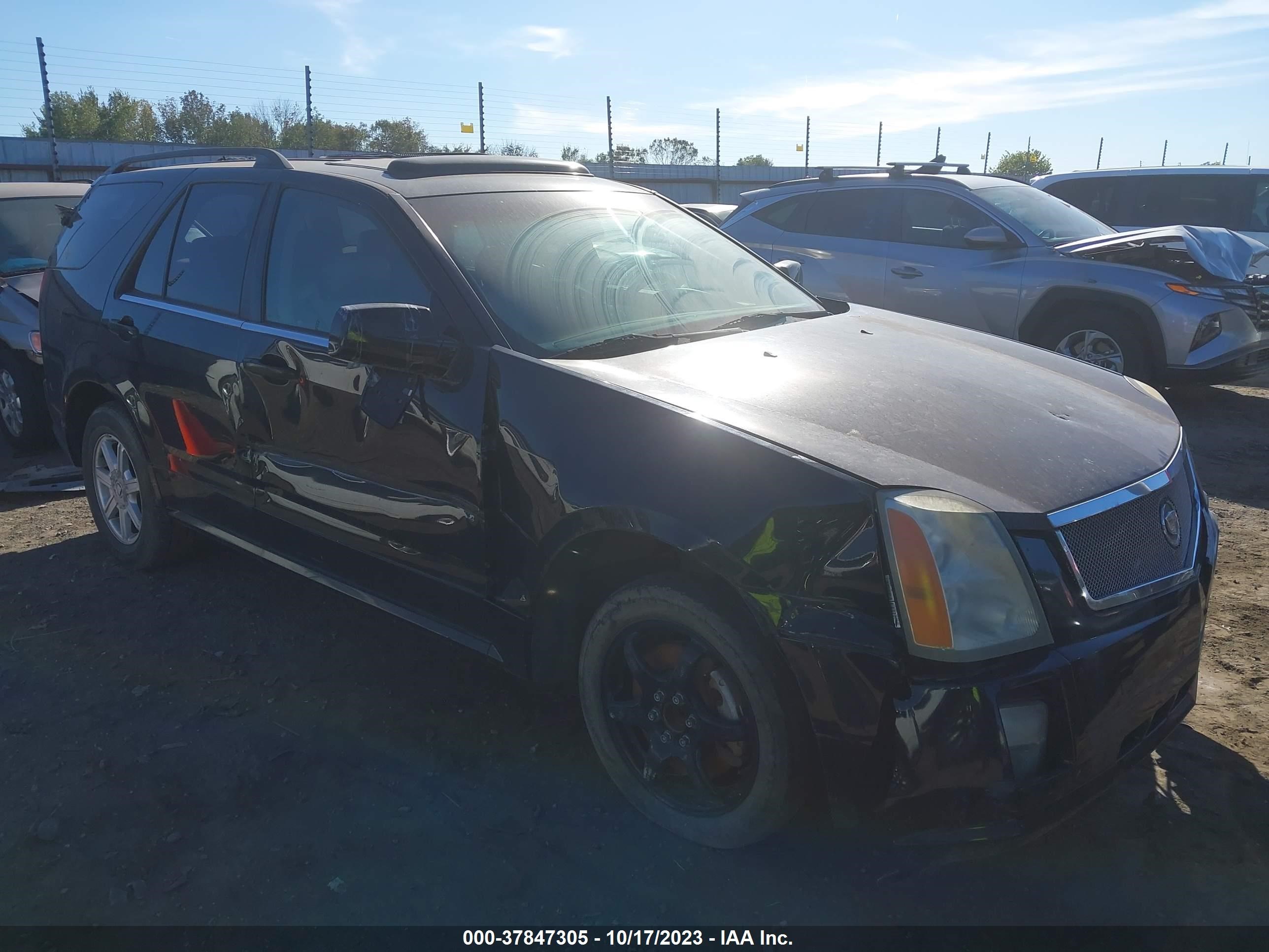 CADILLAC SRX 2005 1gyee637650119739