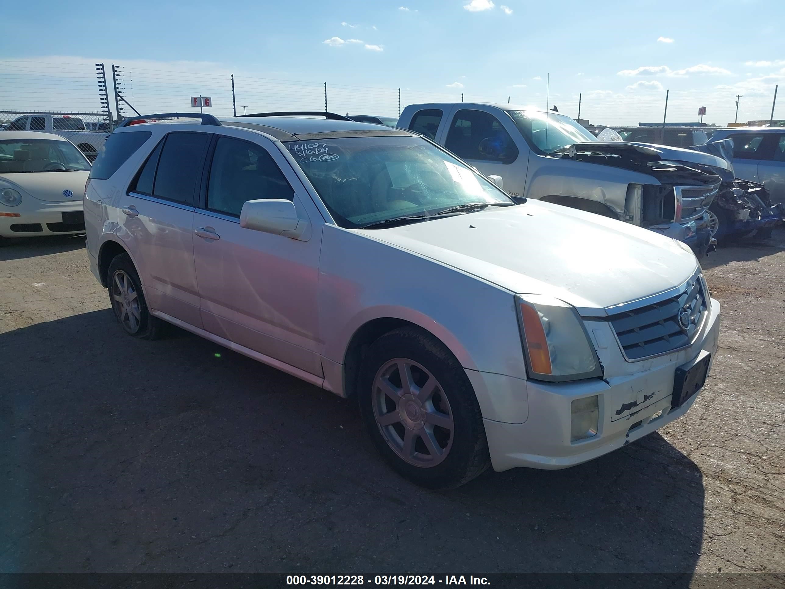 CADILLAC SRX 2005 1gyee637950234559