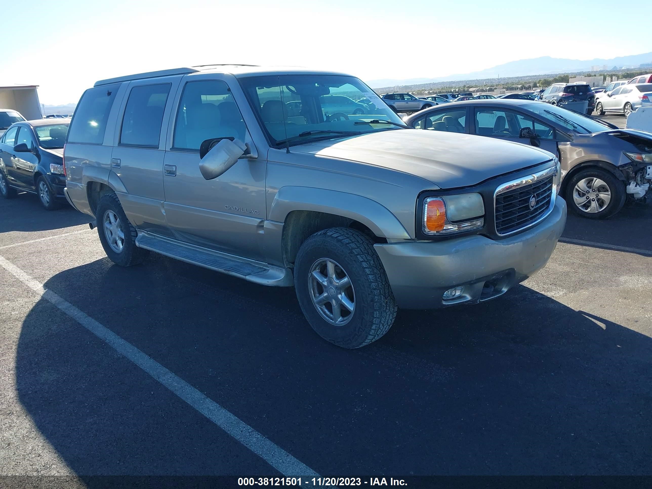 CADILLAC ESCALADE 2000 1gyek13r0yr110080