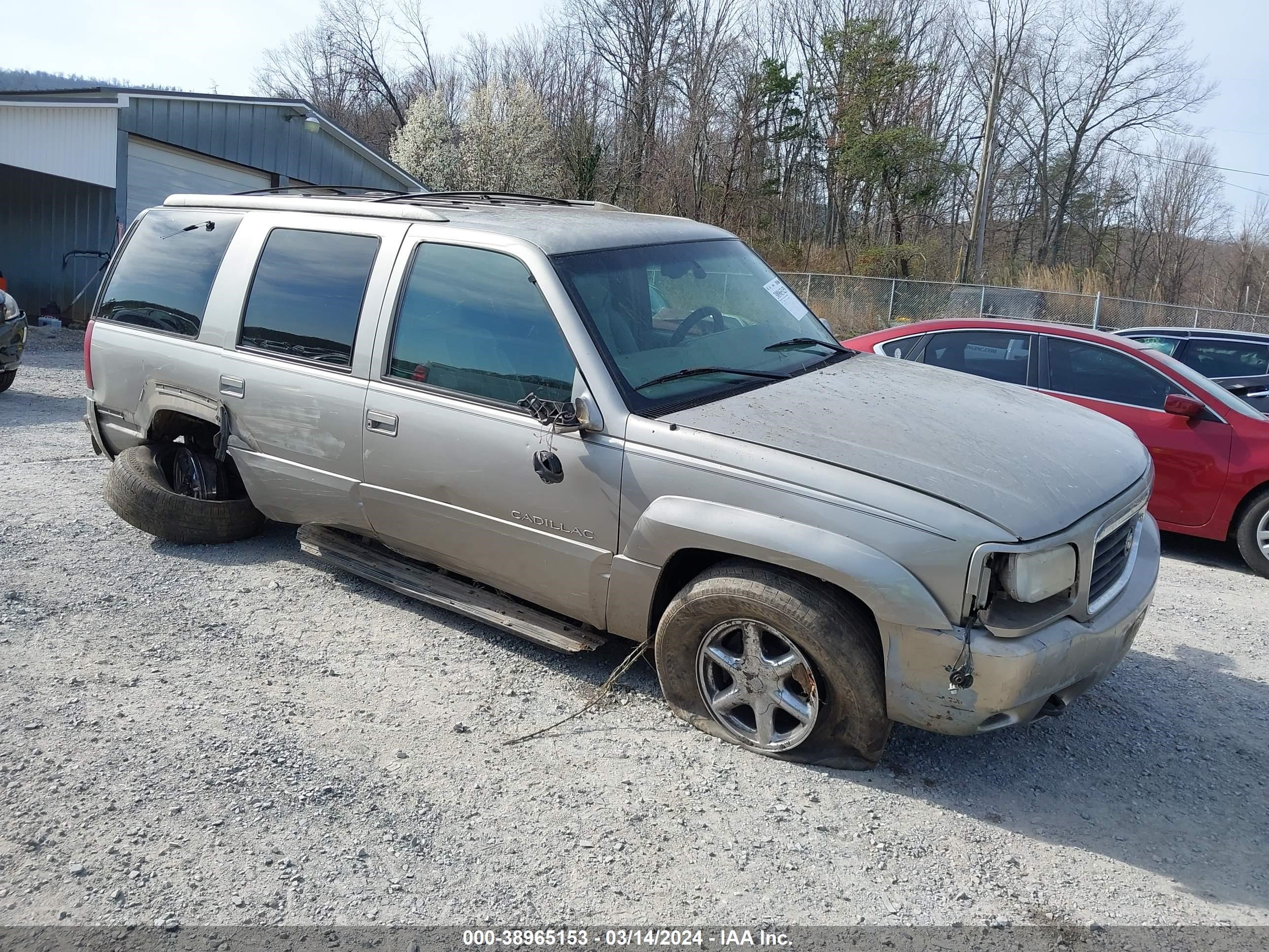 CADILLAC ESCALADE 2000 1gyek13r1yr160535