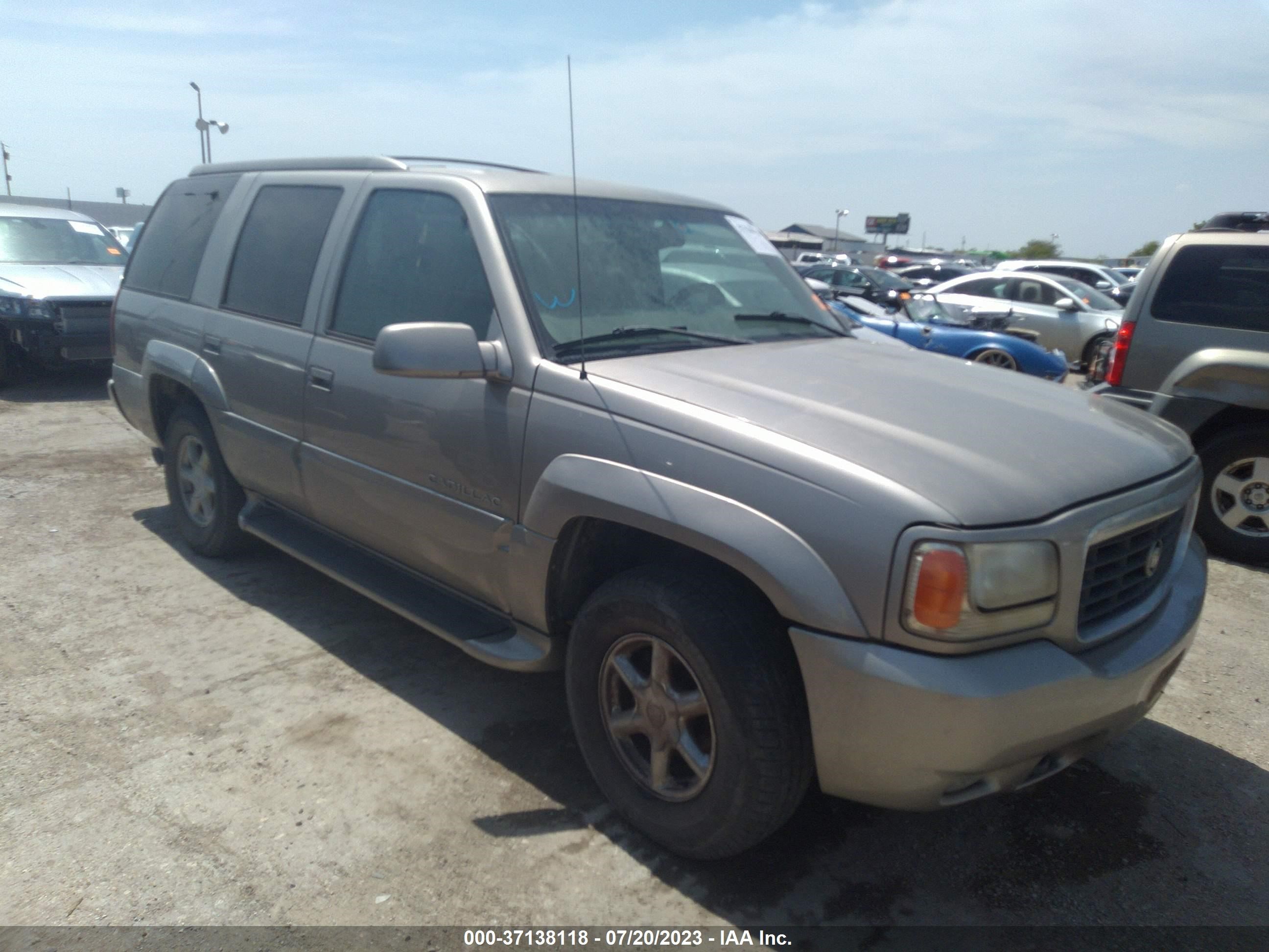 CADILLAC ESCALADE 1999 1gyek13r6xr409345