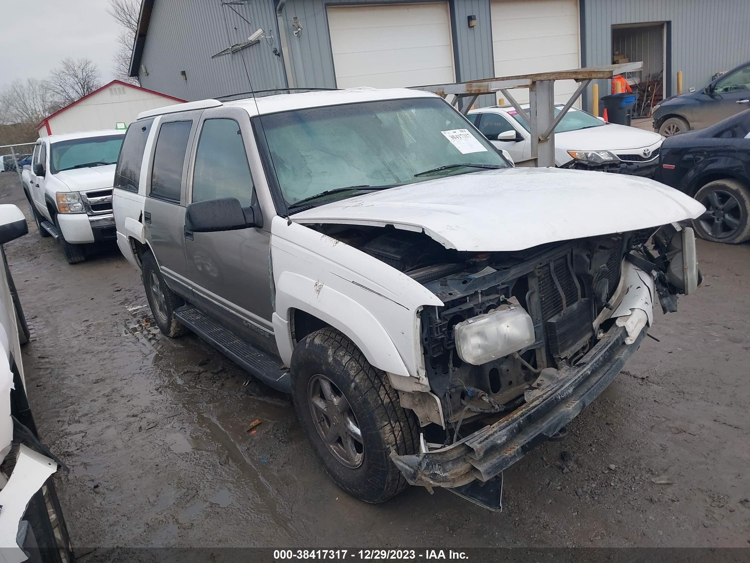 CADILLAC ESCALADE 1999 1gyek13r8xr402817