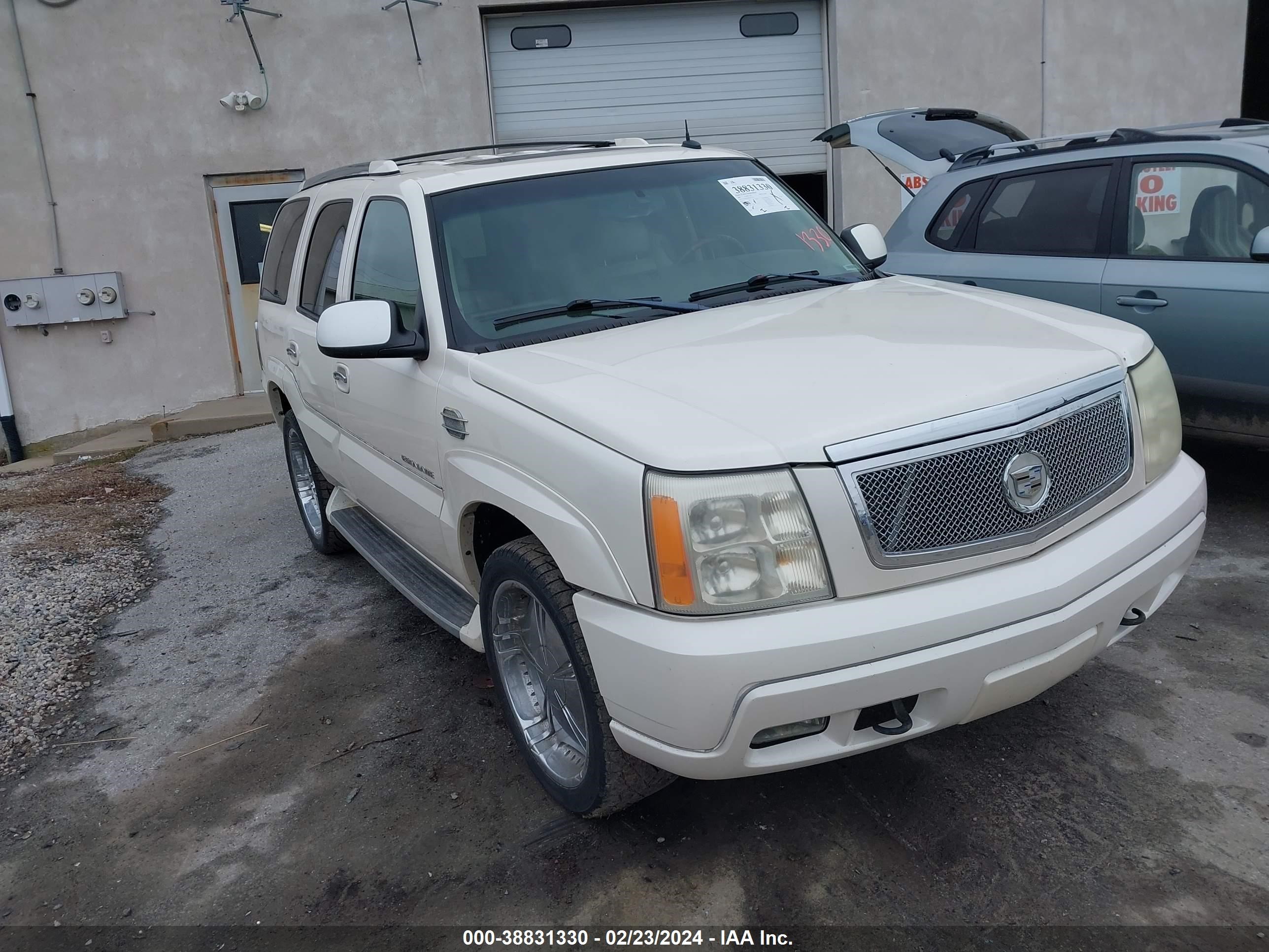 CADILLAC ESCALADE 2003 1gyek63n03r201336