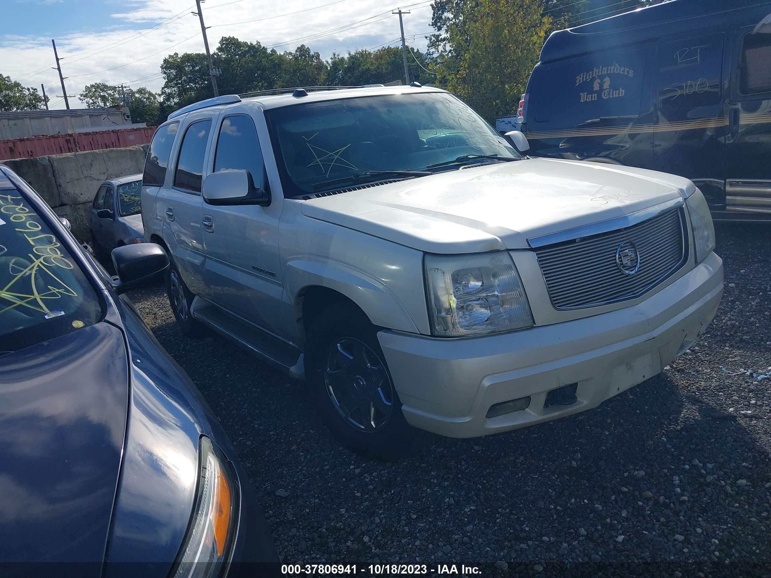 CADILLAC ESCALADE 2005 1gyek63n15r232419