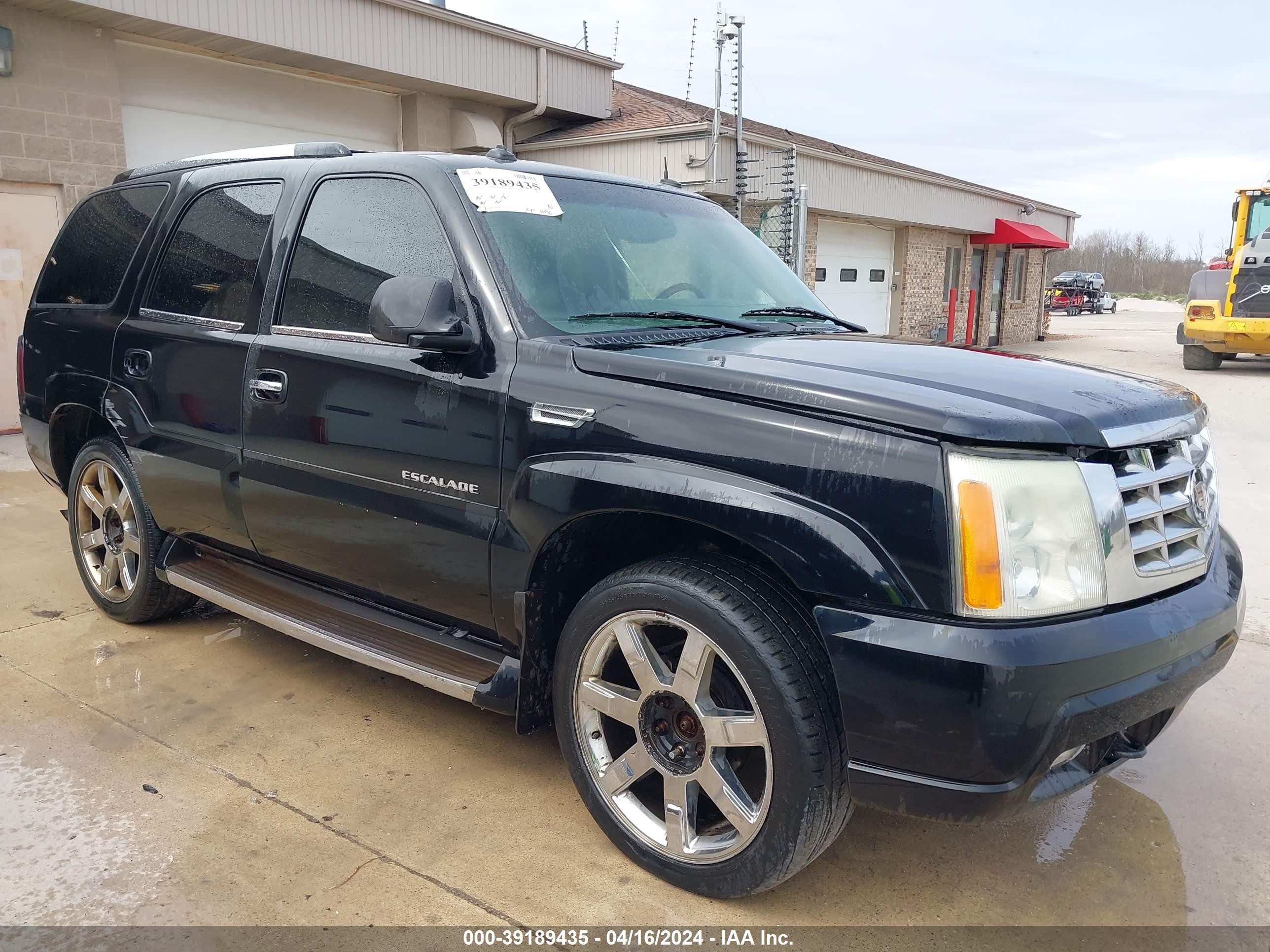 CADILLAC ESCALADE 2003 1gyek63n33r306775