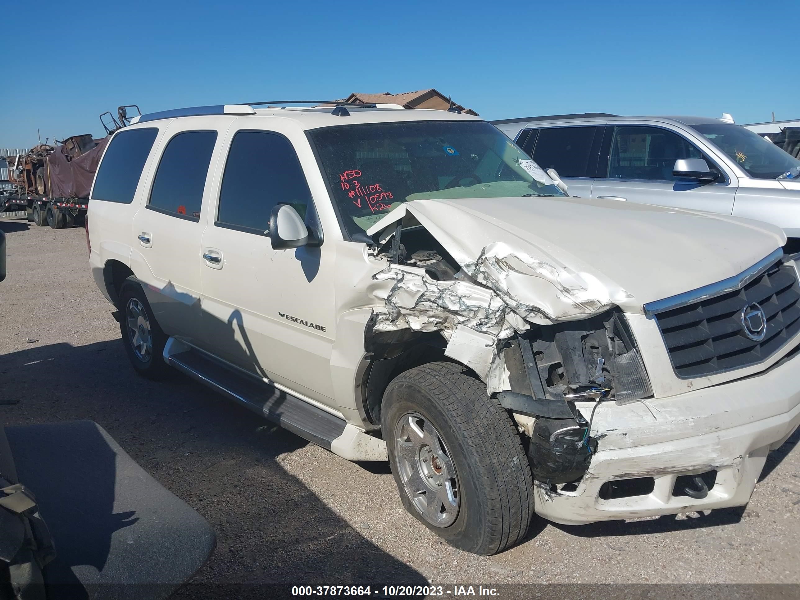 CADILLAC ESCALADE 2004 1gyek63n74r210598