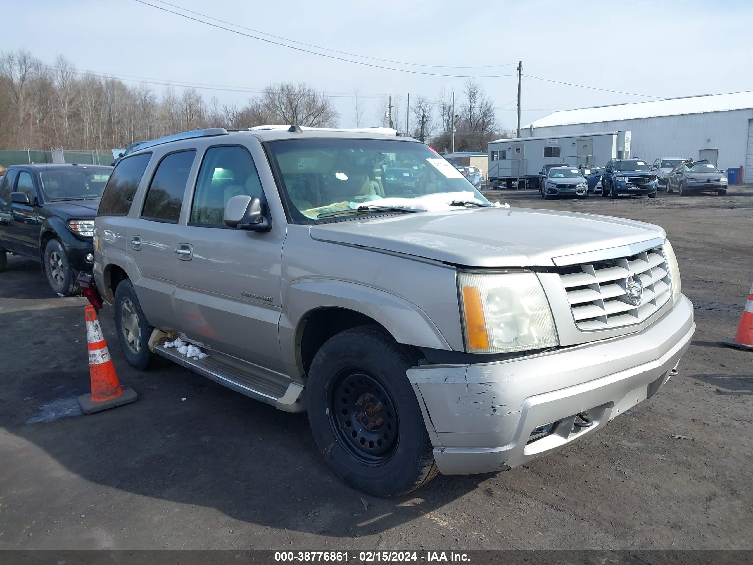 CADILLAC ESCALADE 2005 1gyek63n85r156357