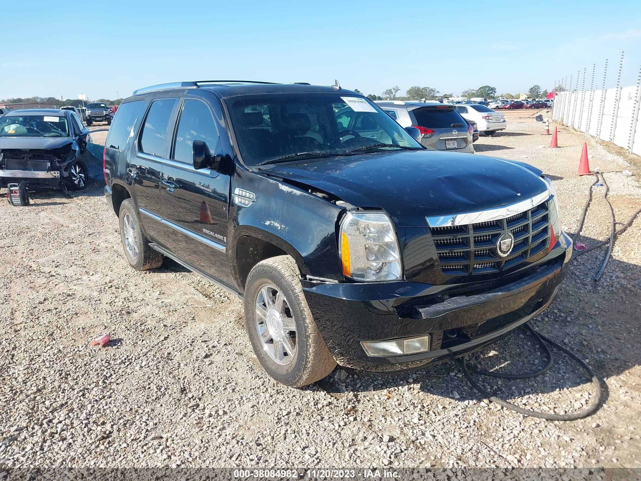 CADILLAC ESCALADE 2009 1gyfc53209r114062