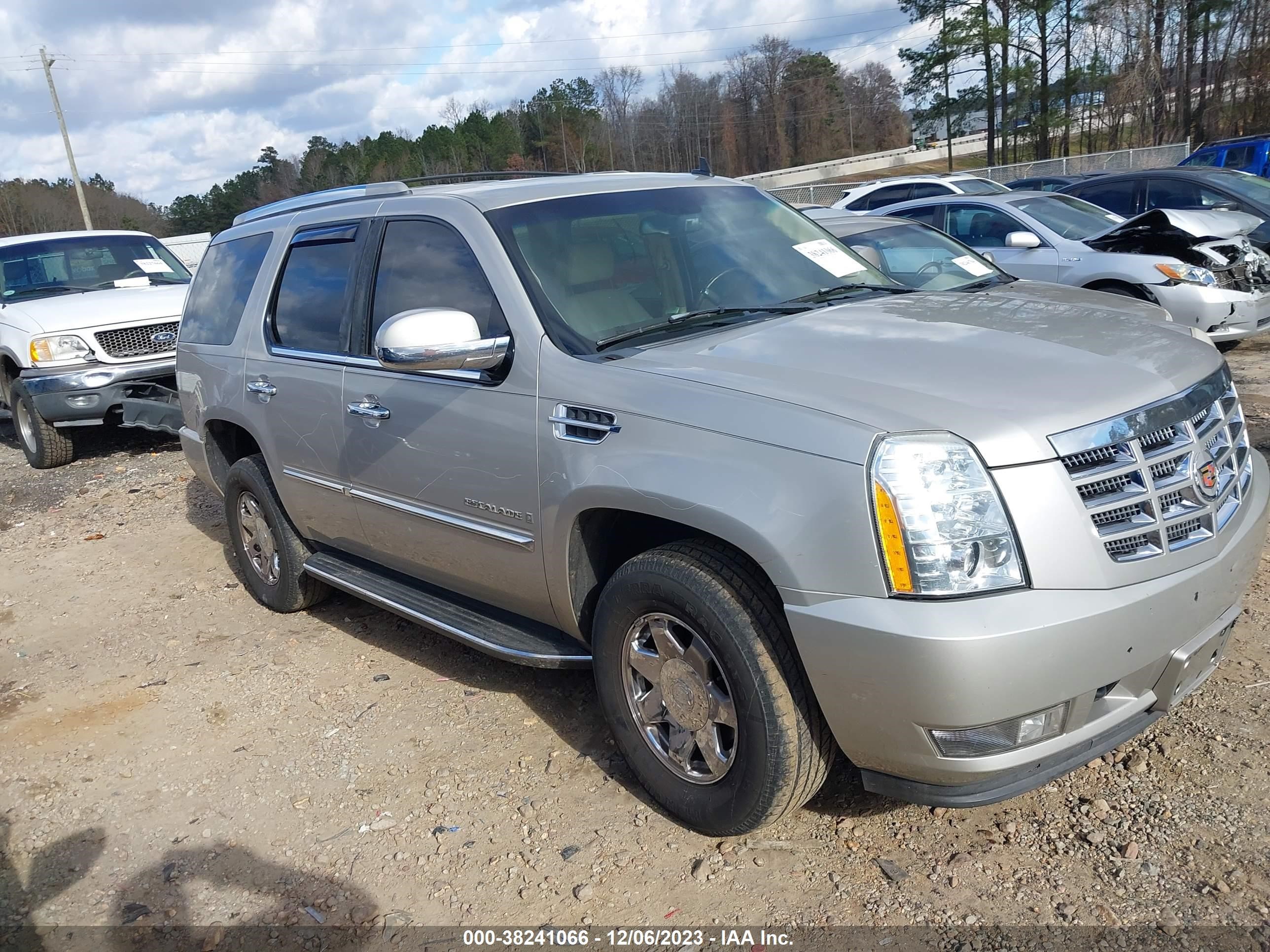 CADILLAC ESCALADE 2008 1gyfk638x8r109995