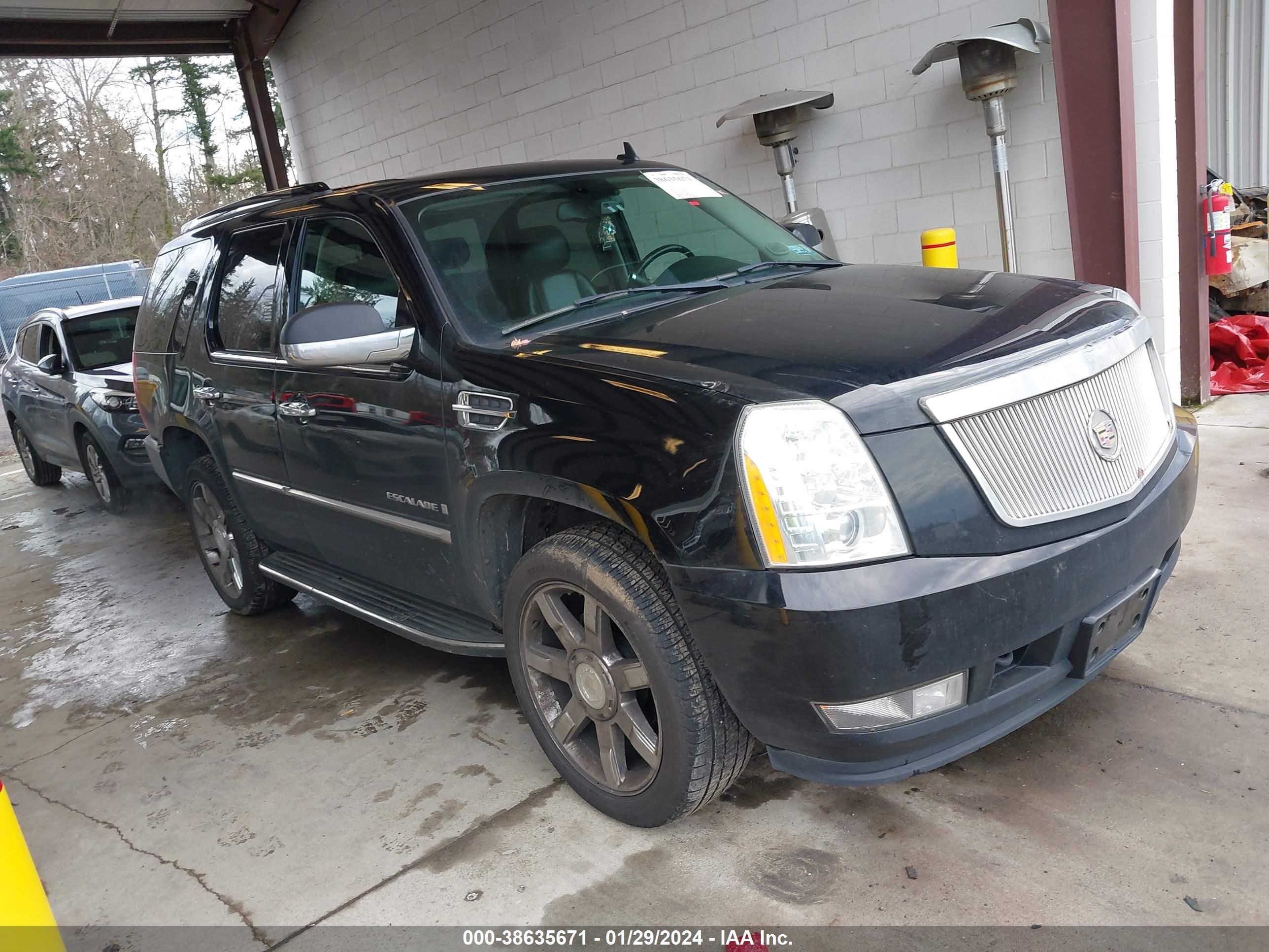 CADILLAC ESCALADE 2008 1gyfk638x8r140762