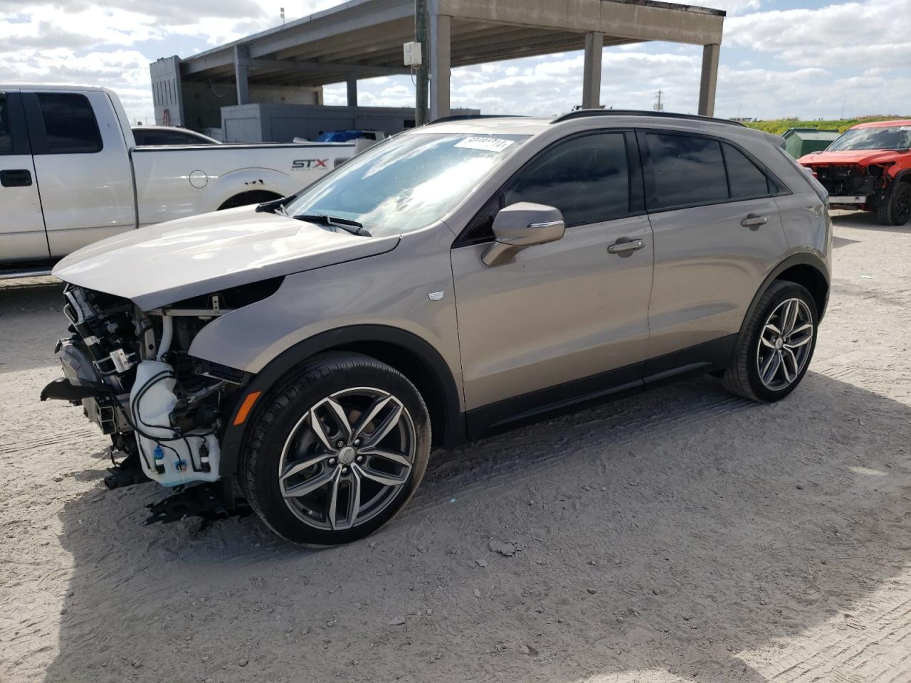 CADILLAC XT4 2023 1gyfzer46pf125427