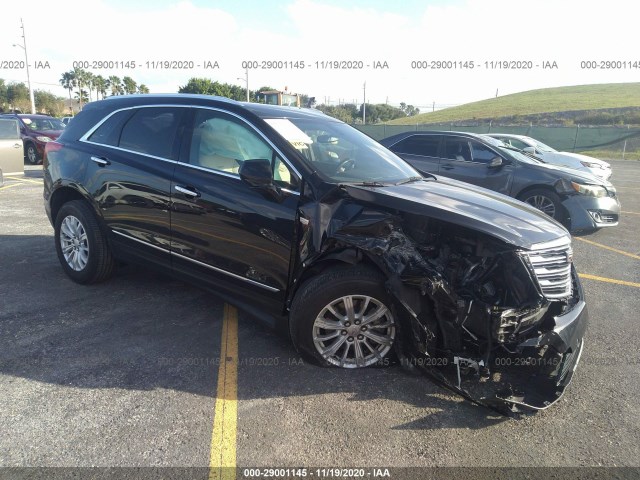 CADILLAC XT5 2019 1gyknars1kz185348