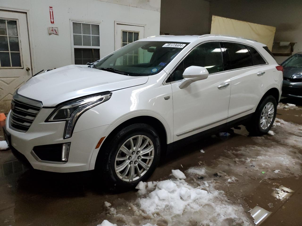 CADILLAC XT5 2017 1gyknars2hz267890