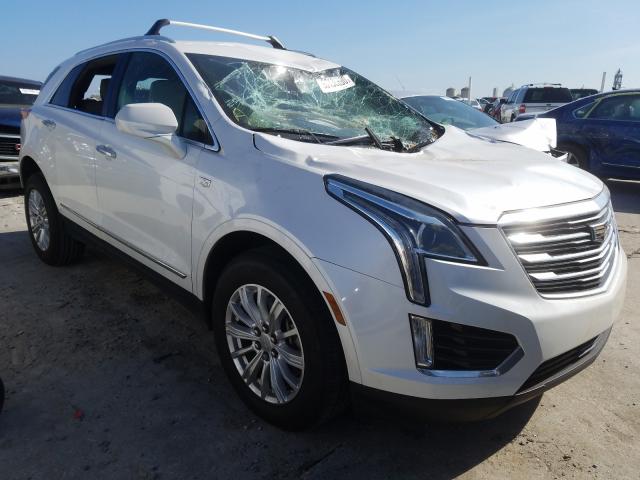 CADILLAC XT5 2019 1gyknars3kz147569