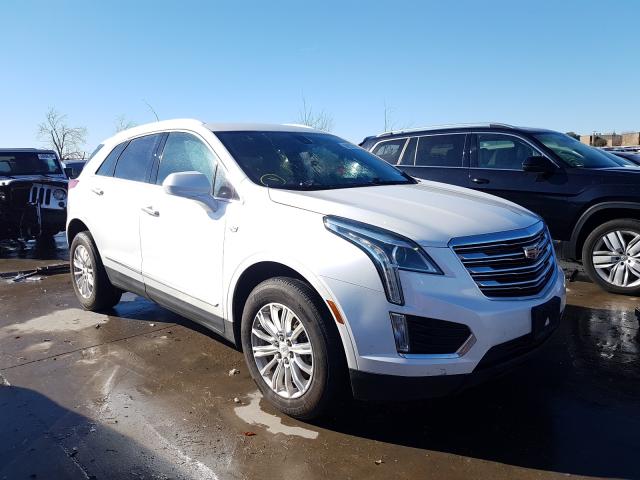 CADILLAC XT5 2017 1gyknars4hz117375