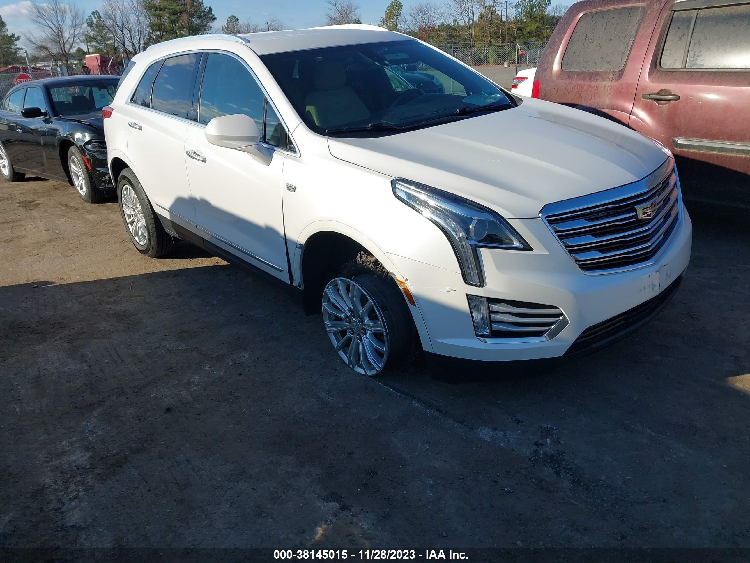 CADILLAC XT5 2019 1gyknars5kz133334