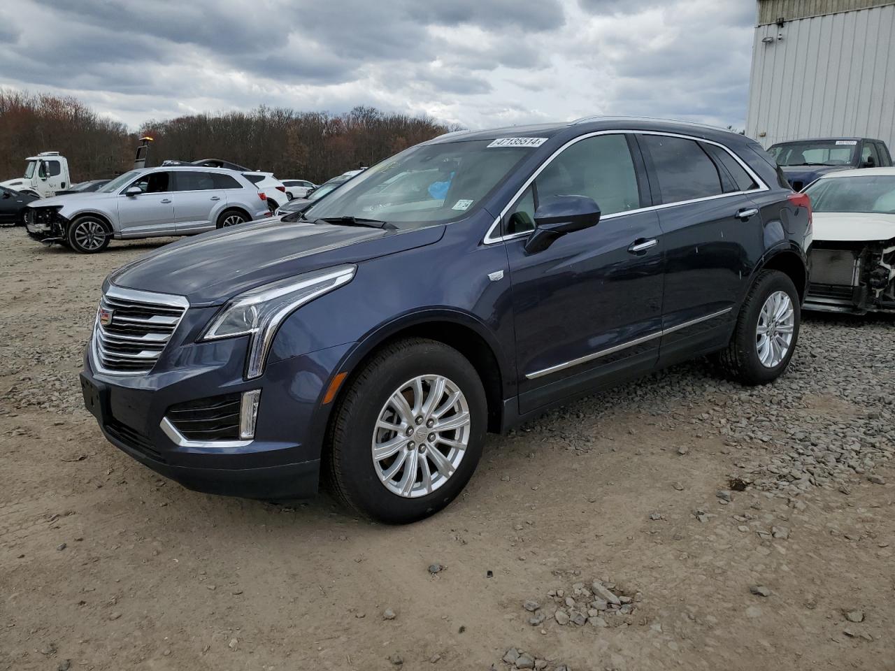 CADILLAC XT5 2019 1gyknars5kz205858