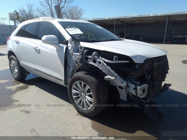 CADILLAC XT5 2017 1gyknars6hz180316