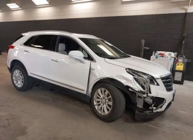 CADILLAC XT5 2018 1gyknars7jz185739