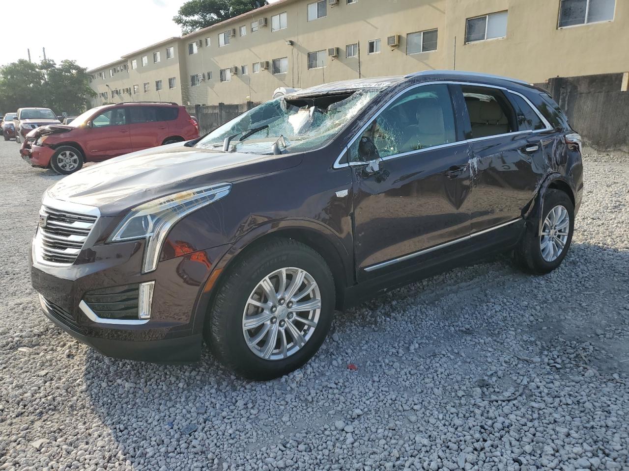 CADILLAC XT5 2017 1gyknars8hz256229