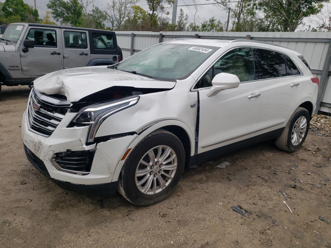 CADILLAC XT5 2019 1gyknars8kz259476