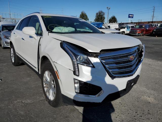 CADILLAC XT5 2017 1gyknars9hz255395