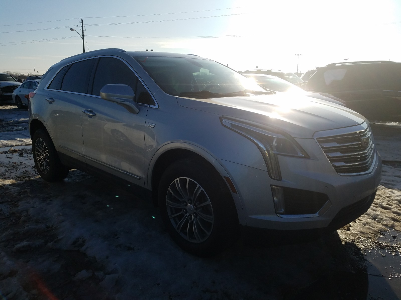 CADILLAC XT5 LUXURY 2017 1gyknbrs1hz121356