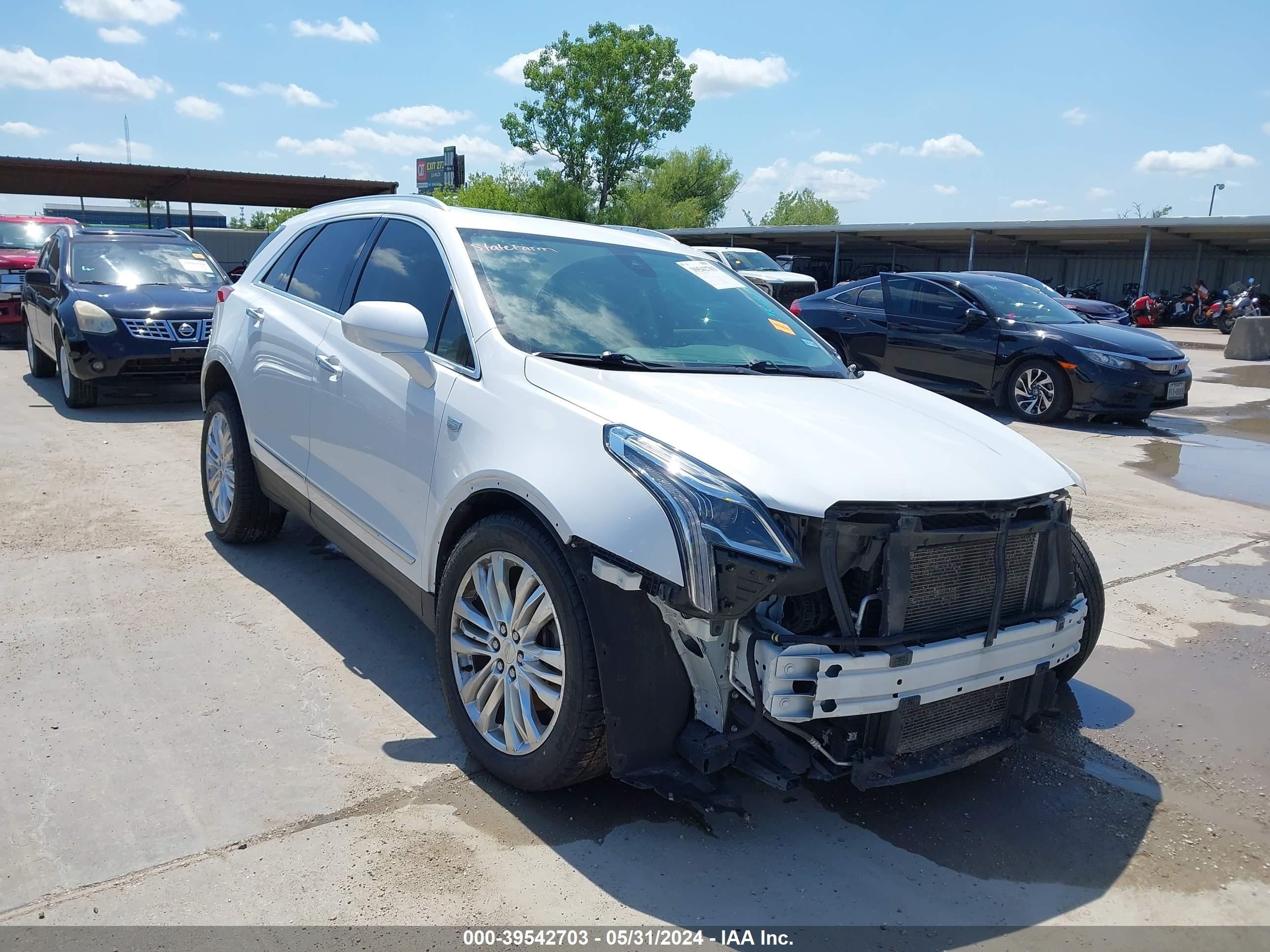 CADILLAC XT5 2017 1gykncrs4hz101432