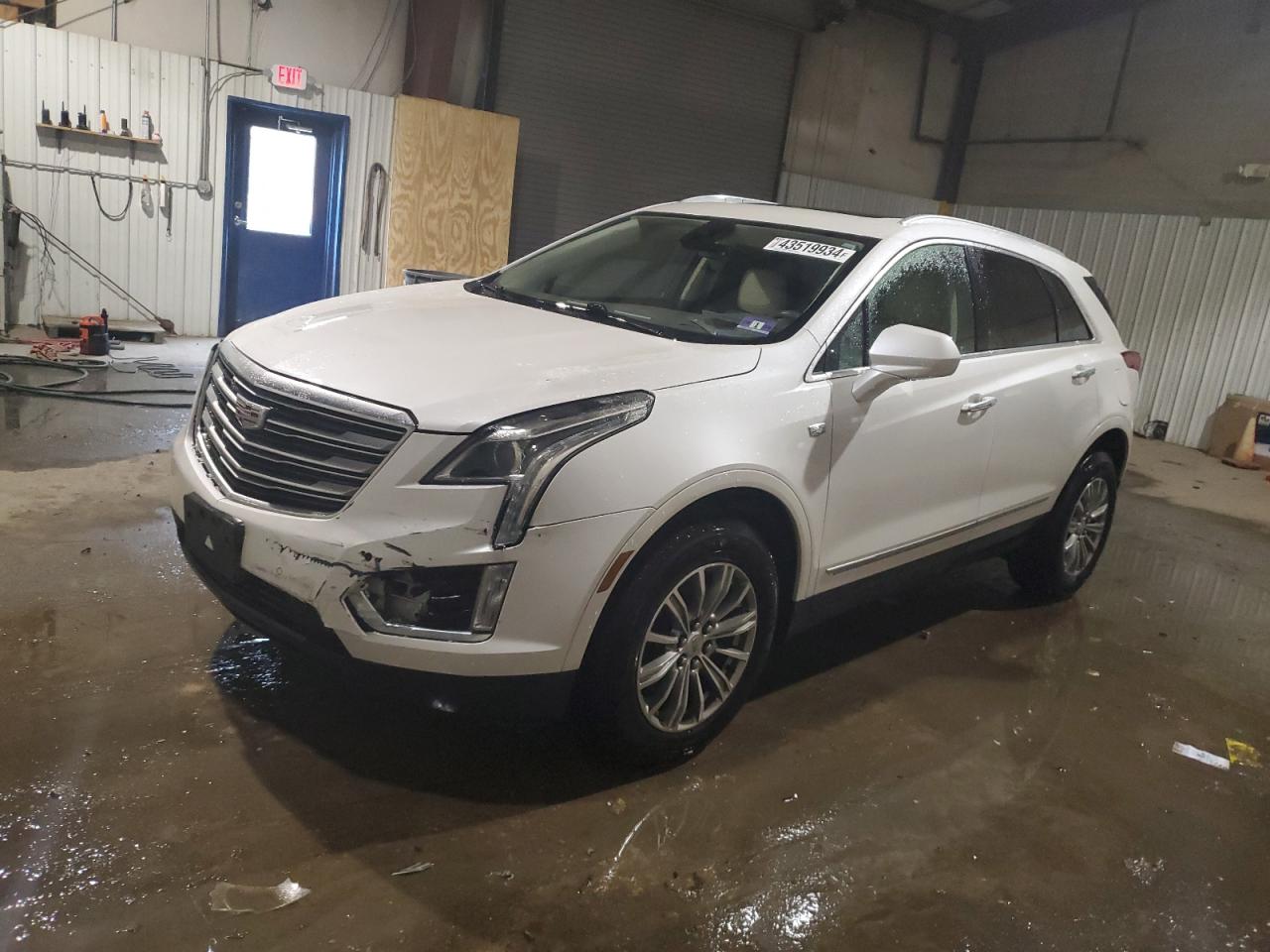 CADILLAC XT5 2018 1gykncrs6jz139735