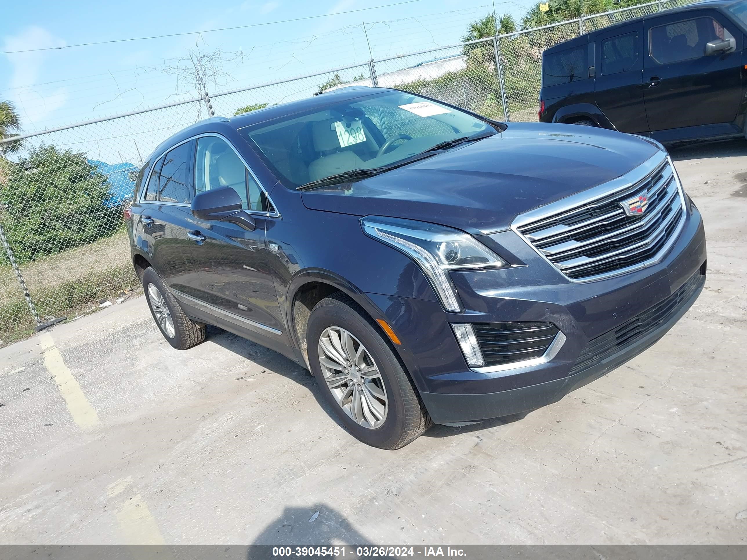 CADILLAC XT5 2019 1gykncrs7kz130883