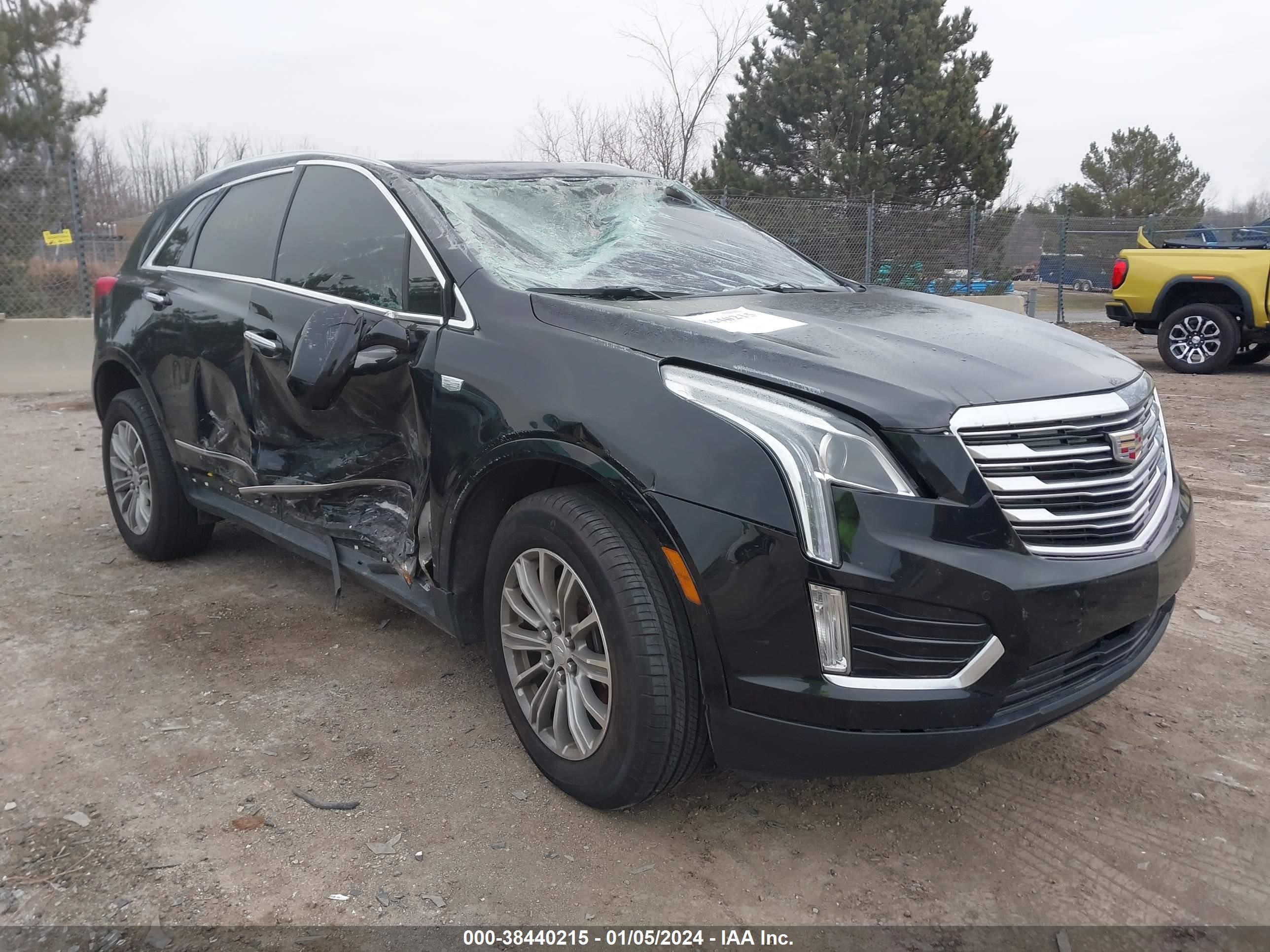 CADILLAC XT5 2018 1gykndrs4jz104035