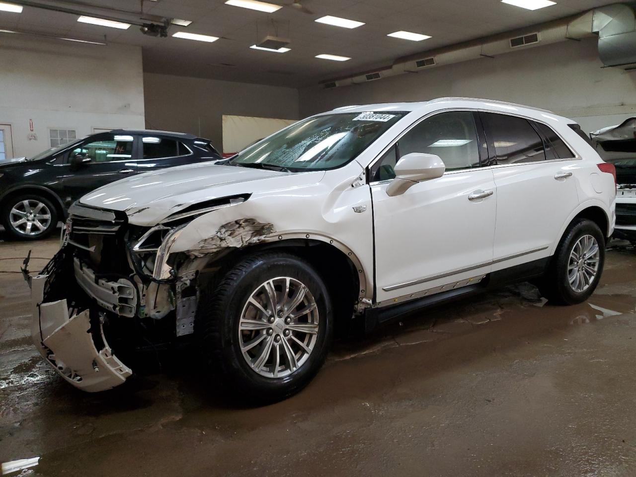 CADILLAC XT5 2019 1gykndrs4kz197883