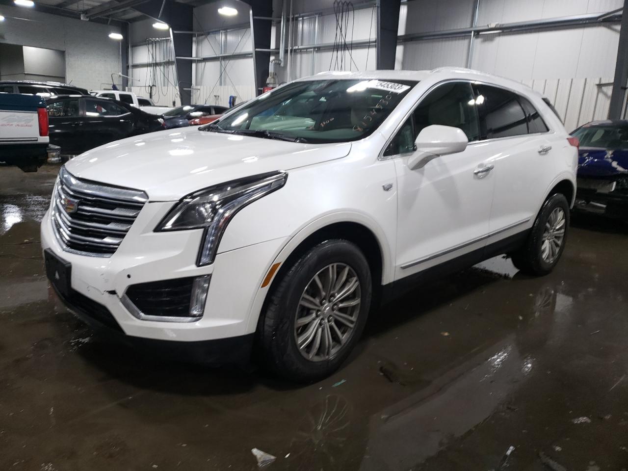 CADILLAC XT5 2017 1gykndrs8hz212958