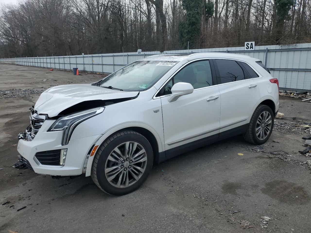 CADILLAC XT5 2018 1gyknfrs1jz212902