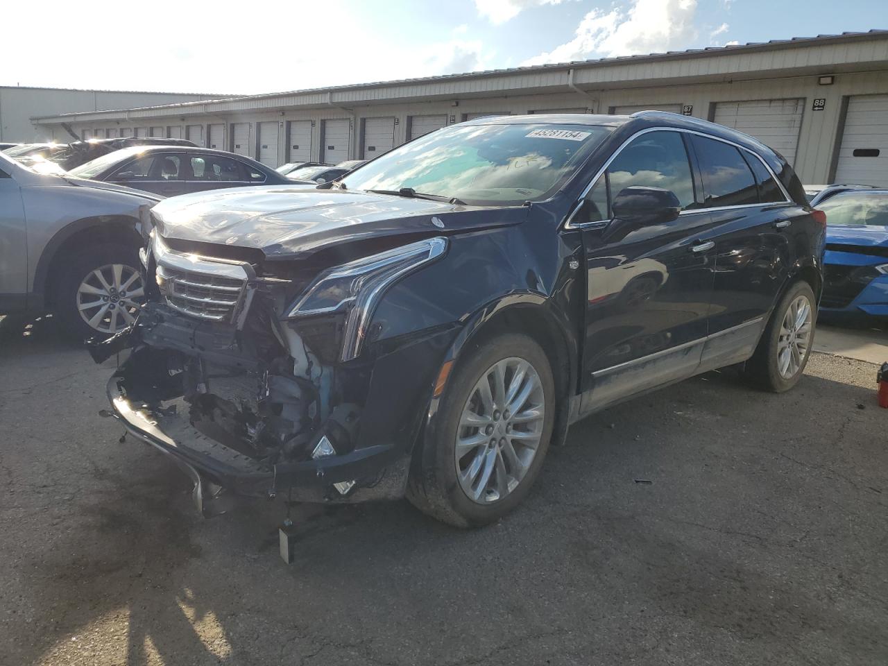 CADILLAC XT5 2017 1gyknfrs4hz139230