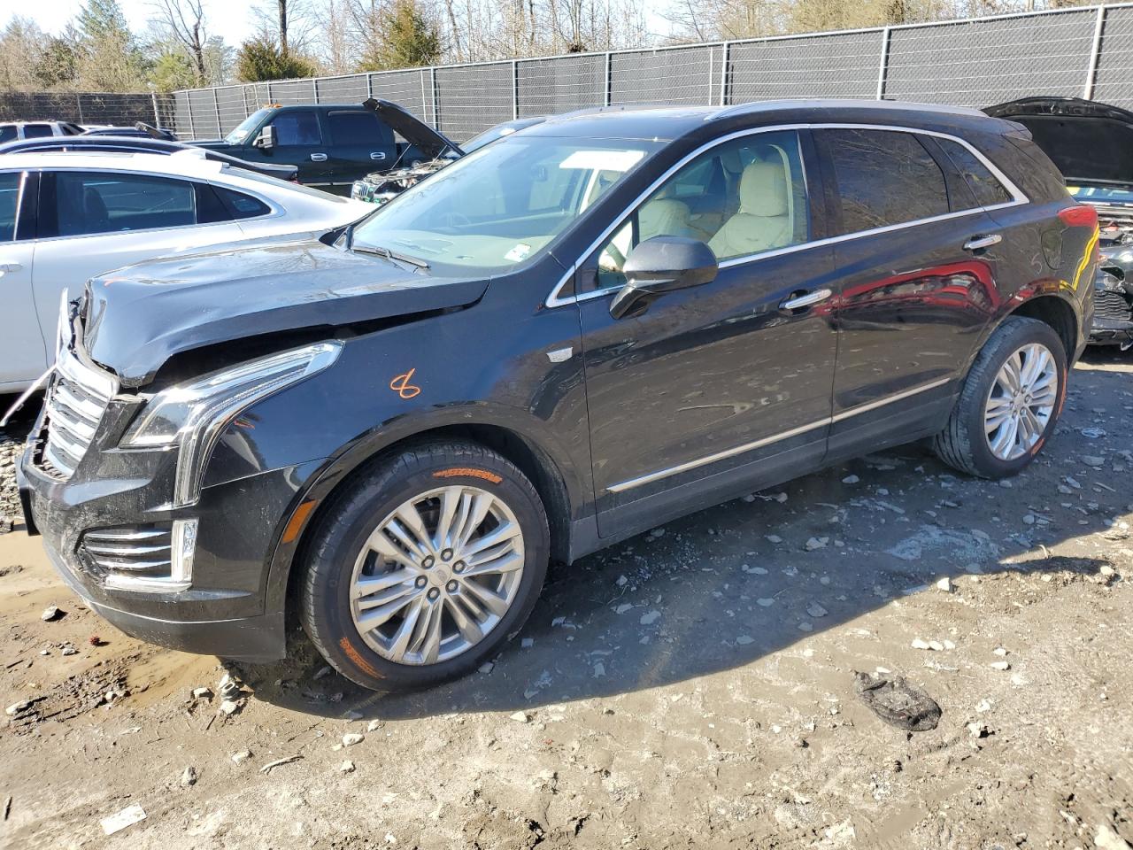 CADILLAC XT5 2019 1gyknfrs5kz215481