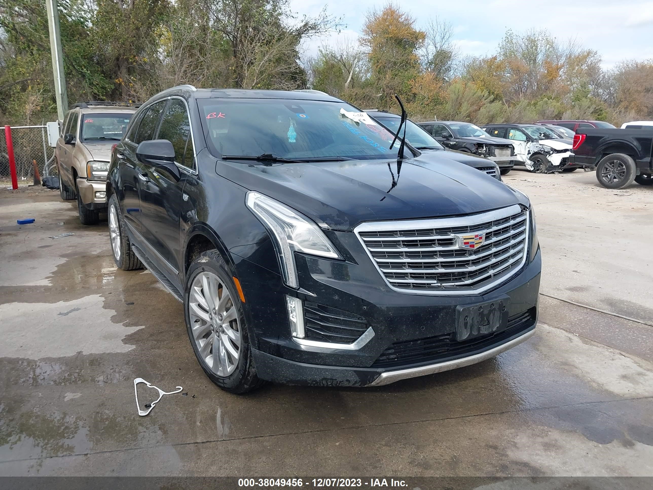 CADILLAC XT5 2017 1gyknfrs9hz110600