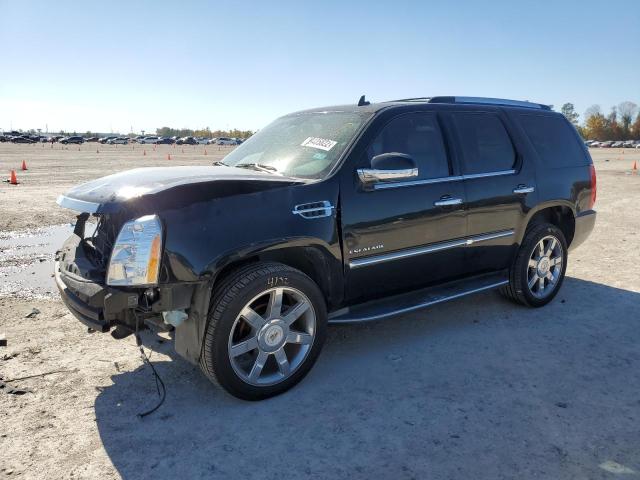 CADILLAC ESCALADE L 2011 1gys3bef8br128200