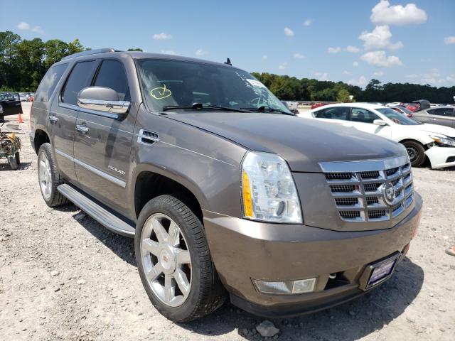 CADILLAC ESCALADE L 2011 1gys3bef8br286472