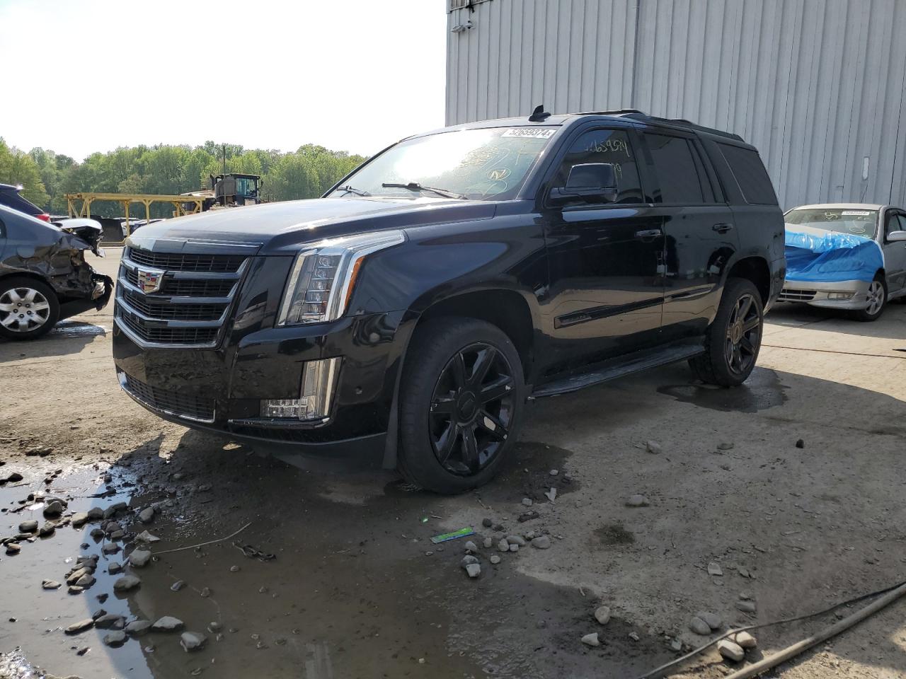 CADILLAC ESCALADE L 2018 1gys3bkj0jr234955