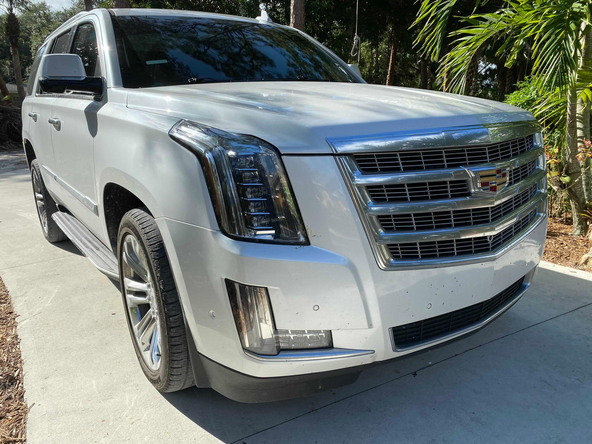 CADILLAC ESCALADE L 2017 1gys3bkj5hr382108