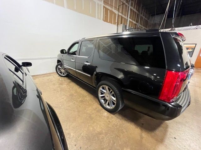 CADILLAC ESCALADE ESV 2013 1gys3kef5dr295679