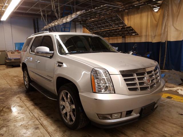 CADILLAC ESCALADE L 2013 1gys4bef0dr113688