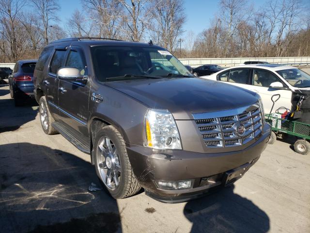 CADILLAC ESCALADE L 2011 1gys4bef9br184515