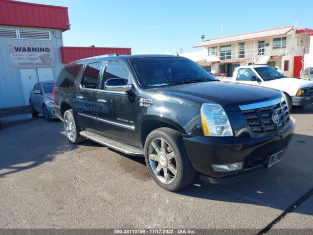 CADILLAC ESCALADE ESV 2014 1gys4hef2er246716