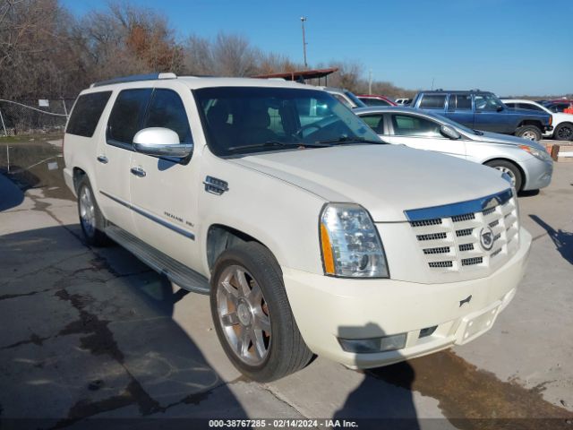 CADILLAC ESCALADE ESV 2011 1gys4hef6br117096